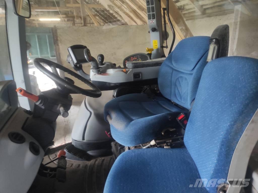 New Holland T 7.210 Traktori