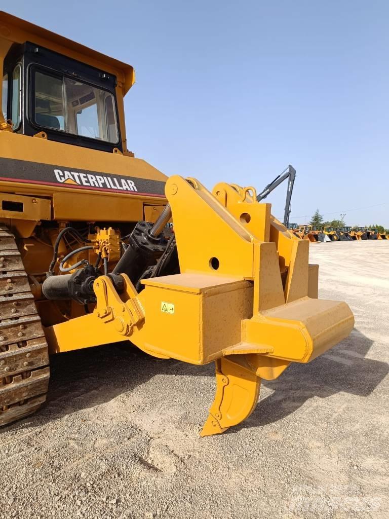 CAT D 8 L Buldožeri guseničari