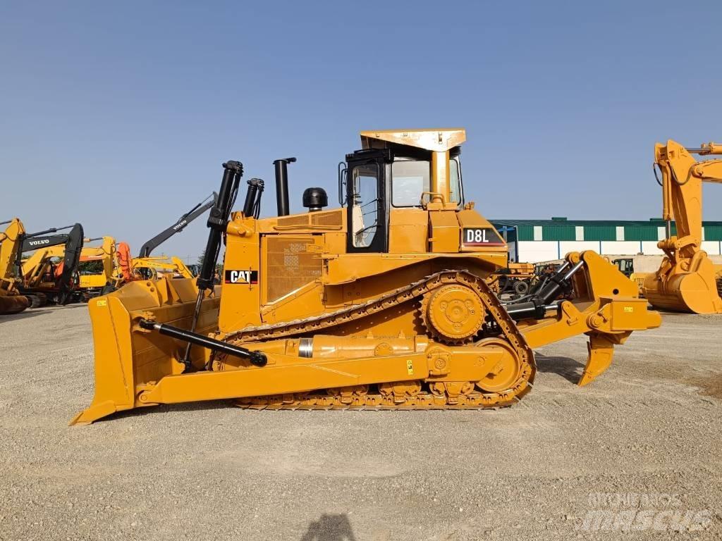 CAT D 8 L Buldožeri guseničari