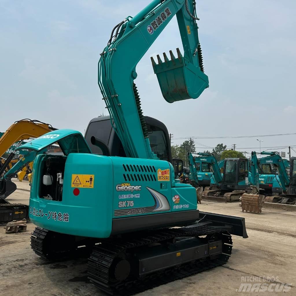 Kobelco 75 Bageri guseničari
