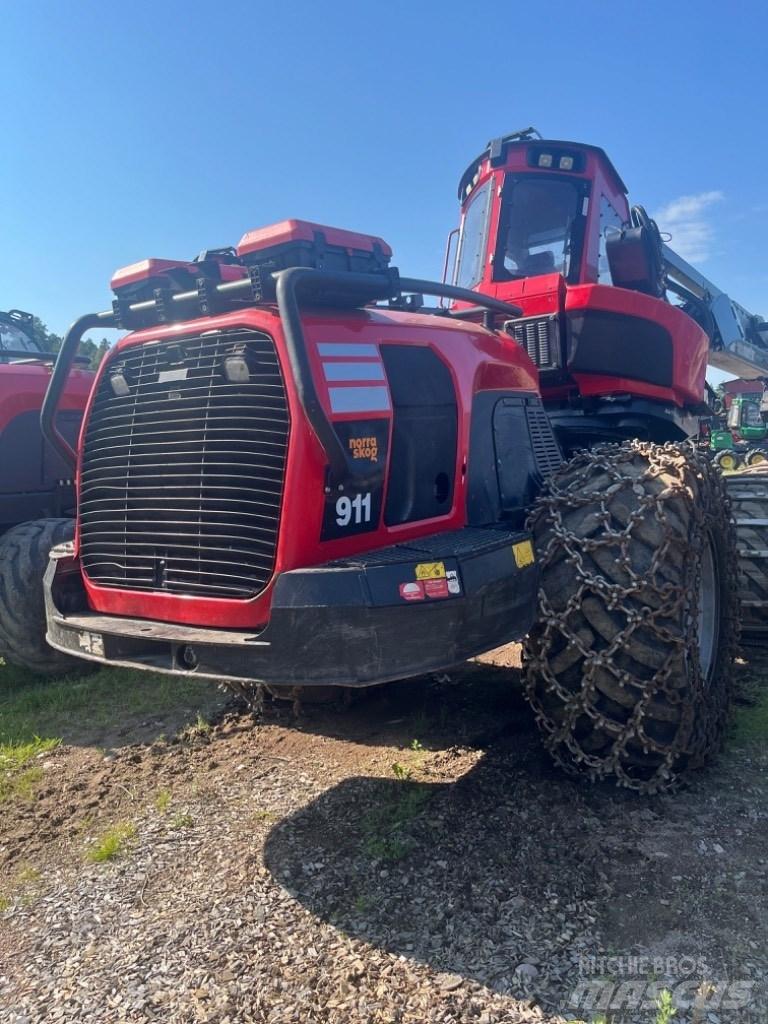 Komatsu 911CX-6 Harversteri