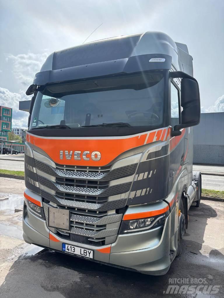 Iveco S-Way 460 LNG Tegljači