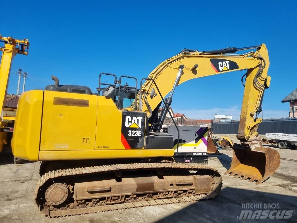 CAT 323 EL Bageri guseničari