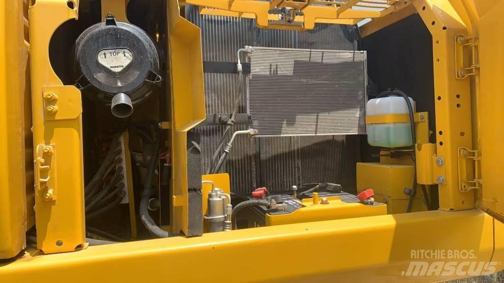 Komatsu PC 160 LC Bageri guseničari