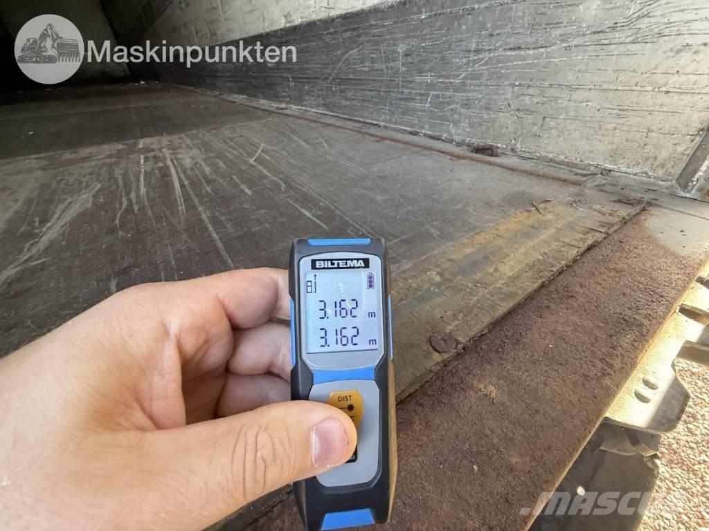 Schmitz SKO 24 Sanduk poluprikolice