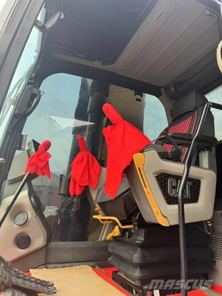 CAT 320 GC Bageri guseničari