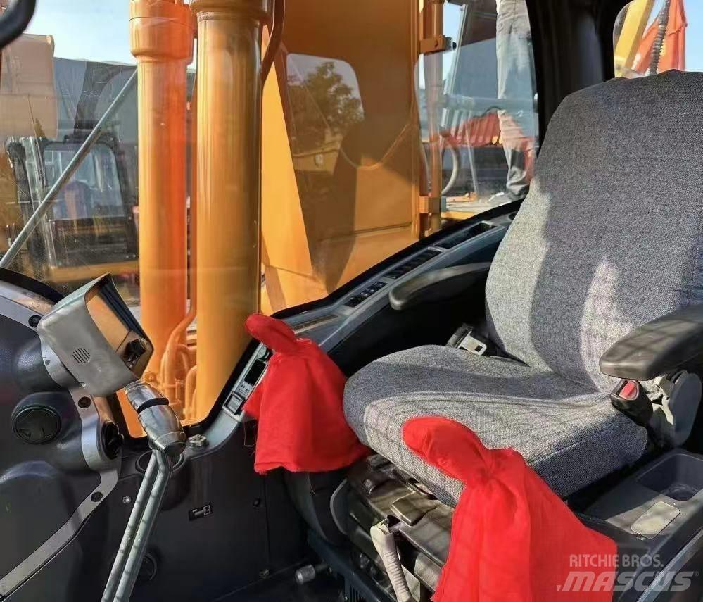 Hyundai 220-9 Bageri guseničari