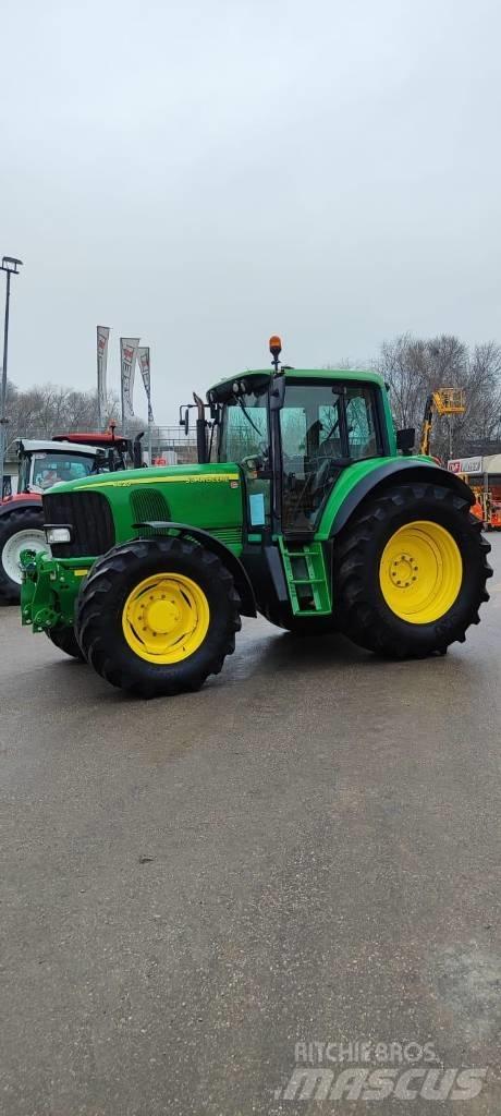 John Deere 6820 Traktori