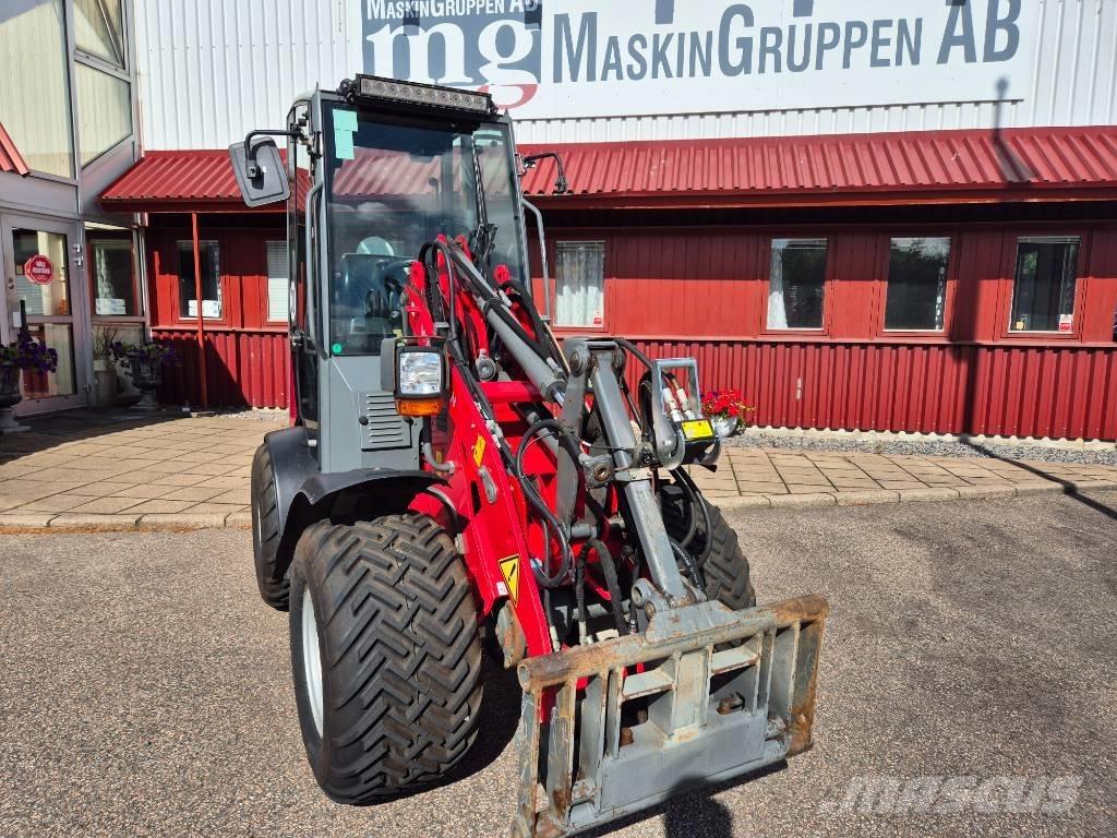 Weidemann 1160 Višenamenski utovarivači