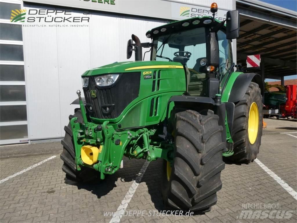 John Deere 6250R Traktori