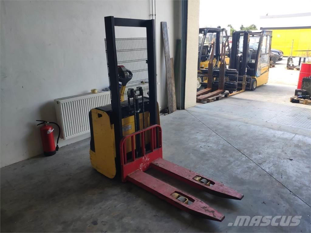 Hyster S1.0E Ručni električni viljuškar