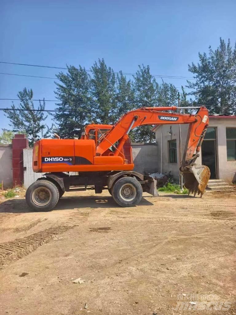 Doosan DH 150 W-7 Bageri točkaši