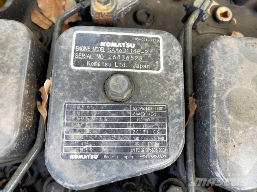 Komatsu PC300-7 Bageri guseničari
