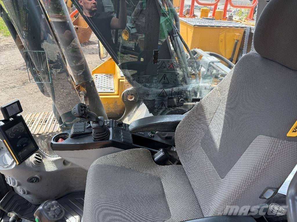 Volvo EC 250 E Bageri guseničari