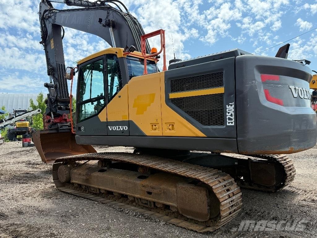 Volvo EC 250 E Bageri guseničari