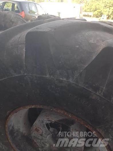 Michelin 18R19.5XF Gume, točkovi i felne