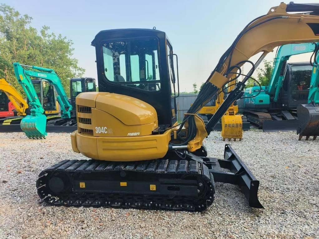 CAT 304 CR Mini bageri < 7t