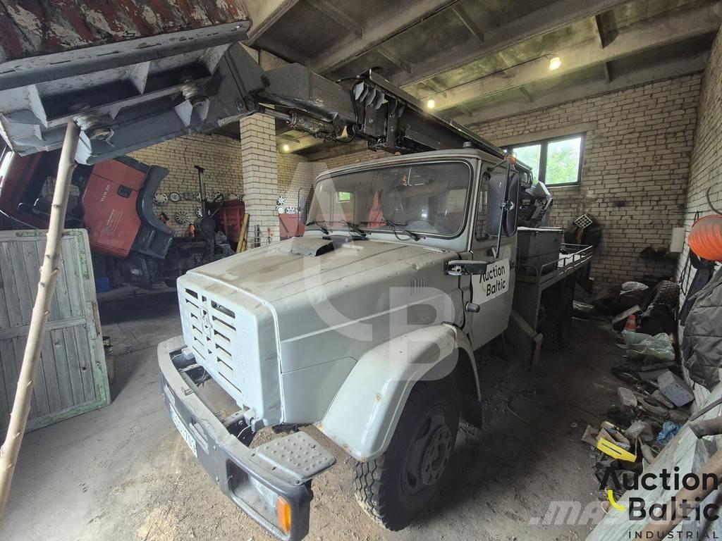 ZIL 433362 Auto korpe