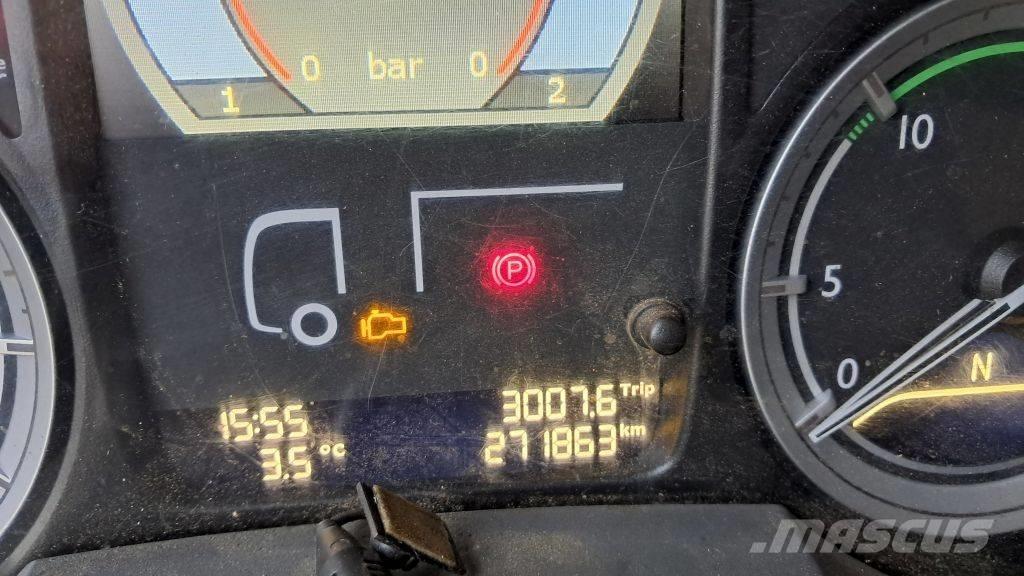 DAF XF 510 FAN Rol kiper kamioni sa kukom za podizanje tereta