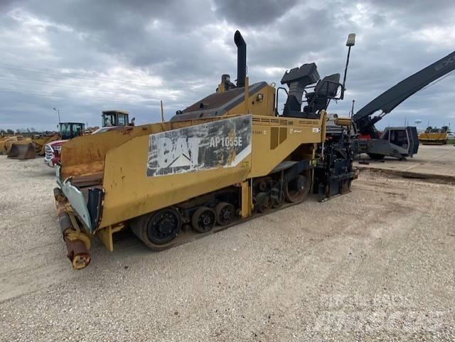 CAT AP1055E Asfaltni finišeri