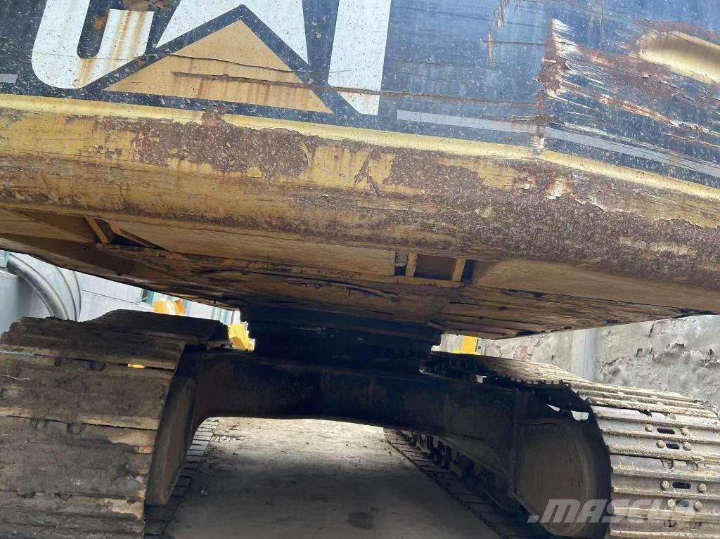CAT 330 B L Bageri guseničari