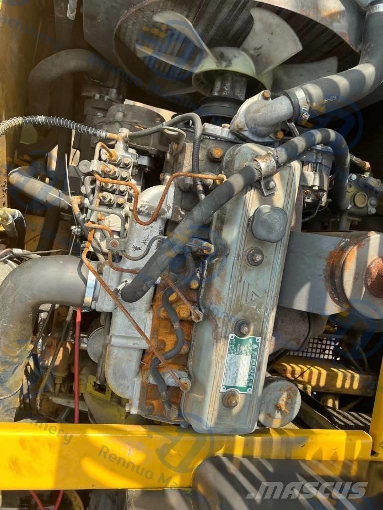 Xinyuan XYB75 Bageri točkaši