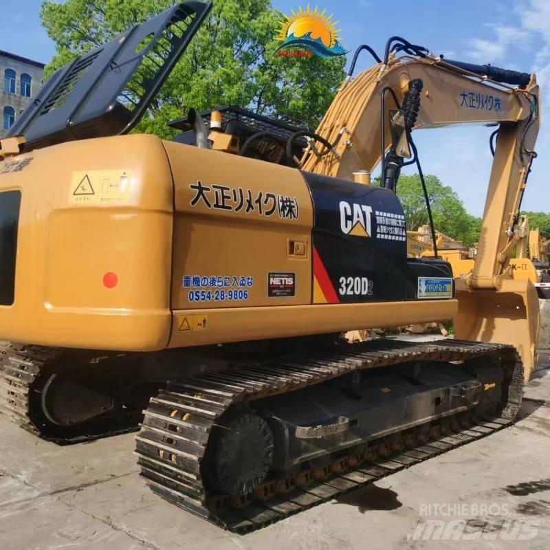 CAT 320d2 Midi bageri 7t – 12t