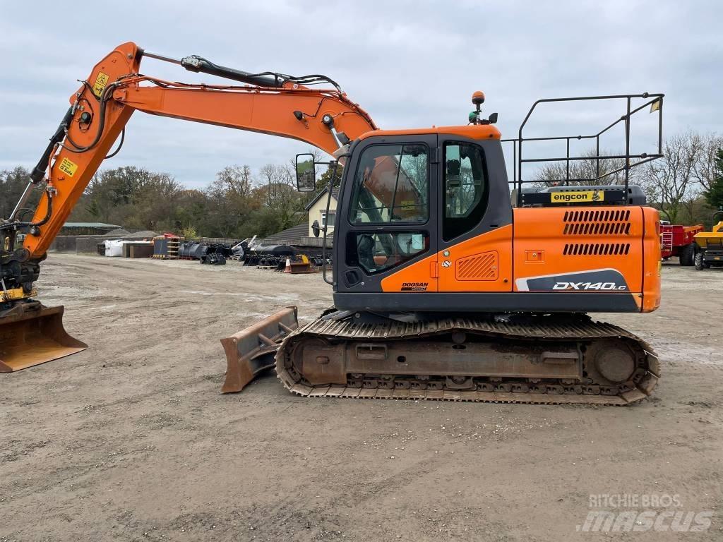 Doosan DX140LC-5 Bageri guseničari