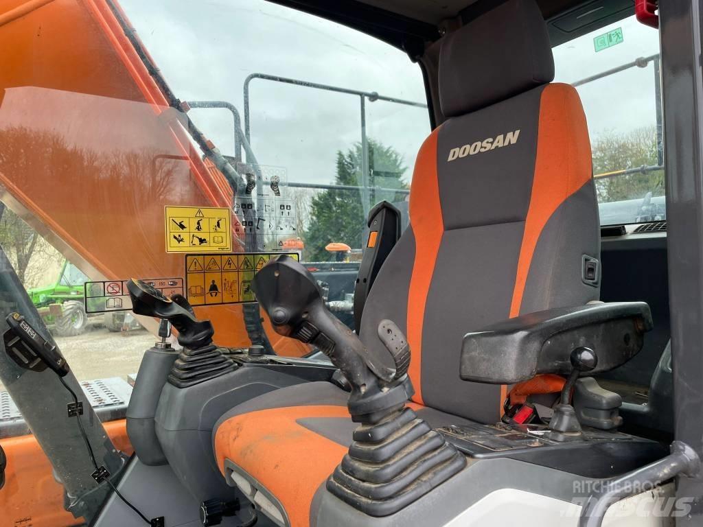 Doosan DX140LC-5 Bageri guseničari