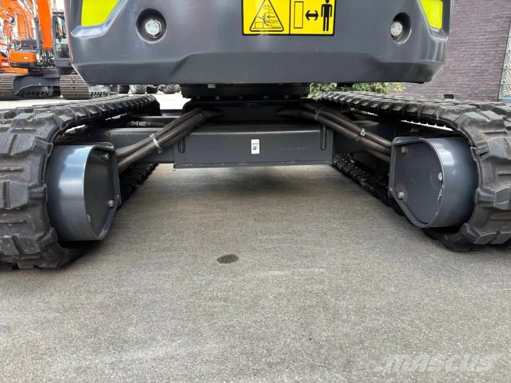 Develon DX20ZE Mini bageri < 7t