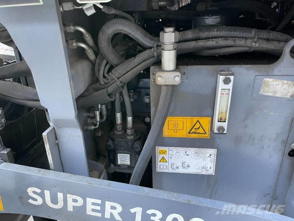 Vögele SUPER 1300-3I Asfaltni finišeri