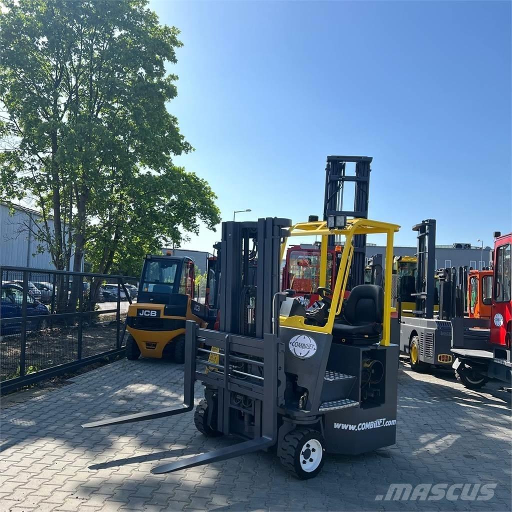 Combilift CBE 3000 Viljuškari sa 4-stranskim dohvatom