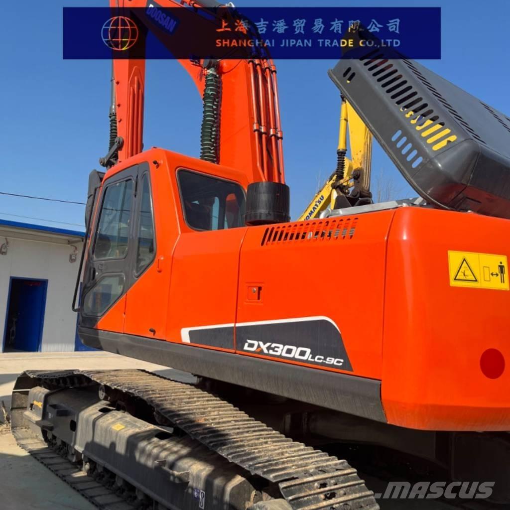 Doosan DX 300 Bageri guseničari