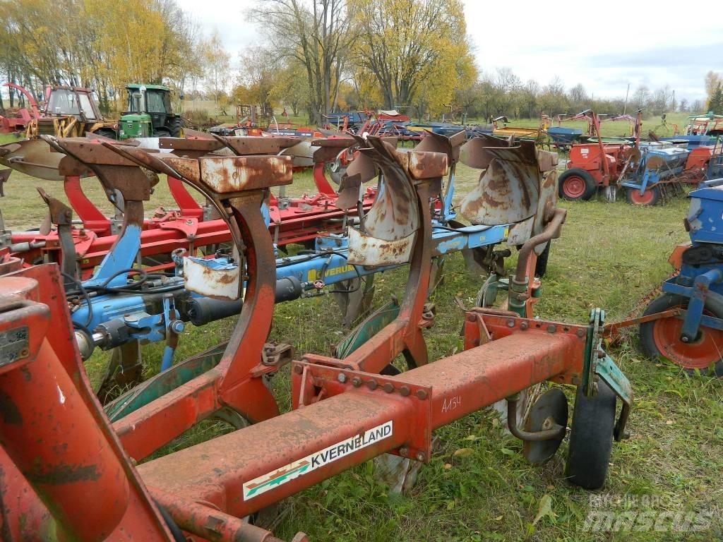 Kverneland 3 Plugovi obrtači