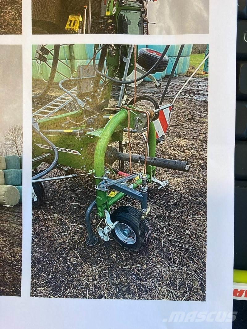 Fendt Twister 8608 Okretači i sakupljači sena
