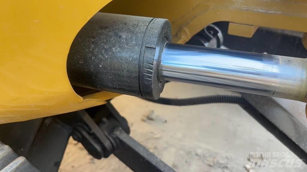 CAT 303.5 Mini bageri < 7t