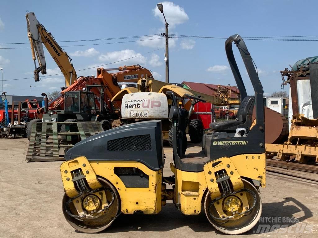 Bomag BW 100 AD-4 Valjci sa duplim bubnjem