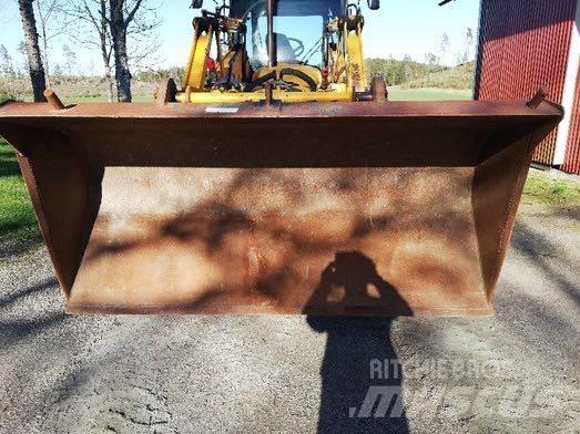 JCB 4 X Utovarivači na točkove