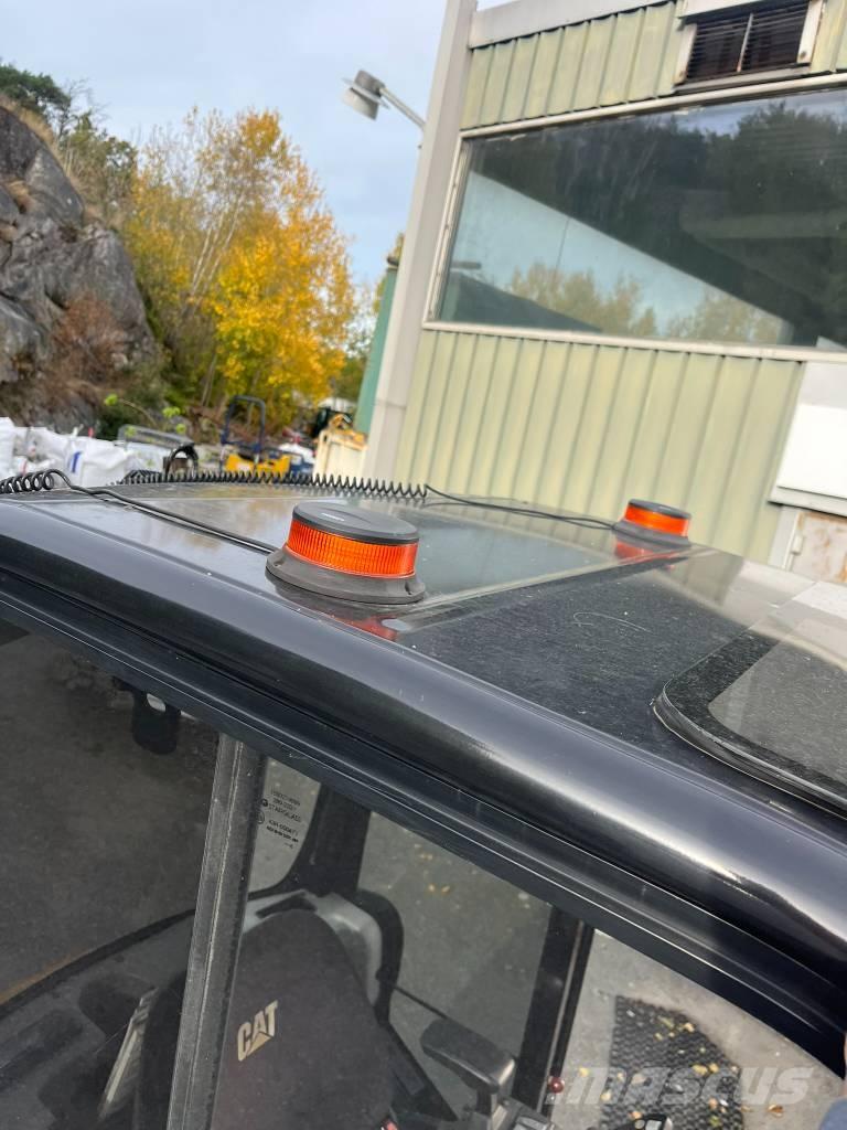 CAT 301.7 D Rototilt Mini bageri < 7t