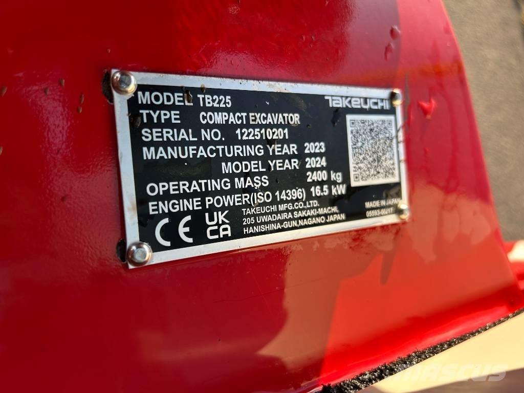 Takeuchi TB 225A V3 Mini bageri < 7t