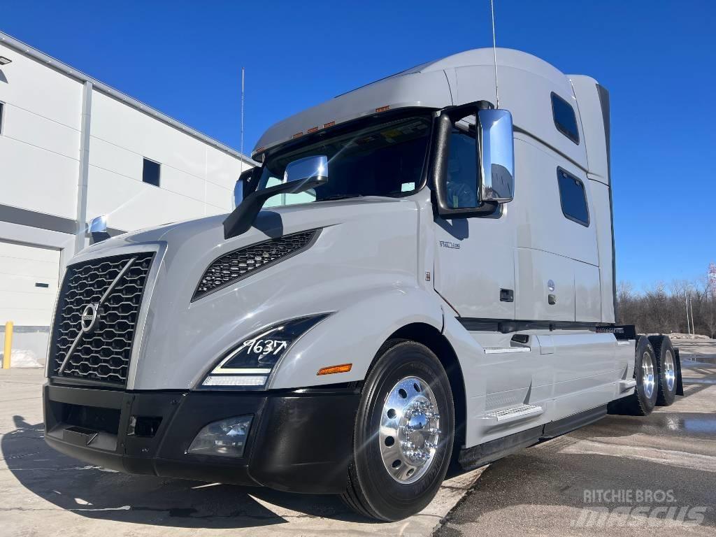 Volvo VNL860 Tegljači