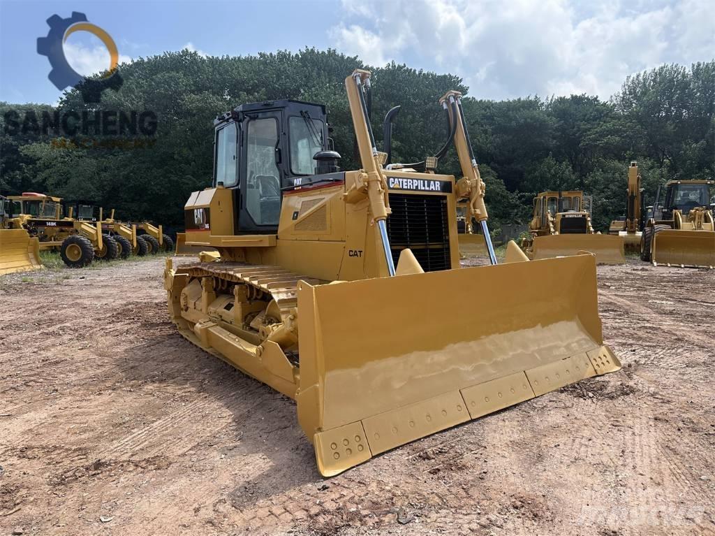 CAT D 6 G Buldožeri guseničari
