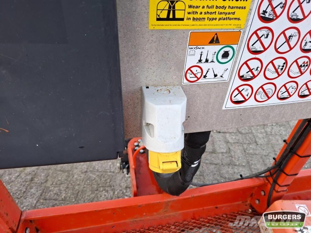 SkyJack SJ85 AJ Zglobne podizne platforme