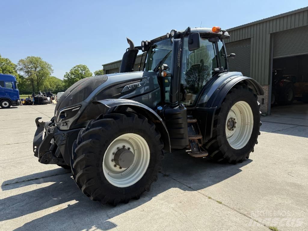 Valtra T 174 Direct Traktori