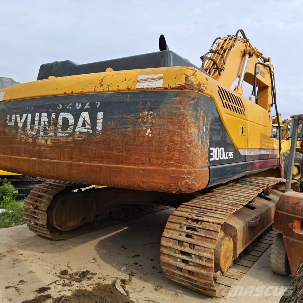 Hyundai R300LC Bageri guseničari