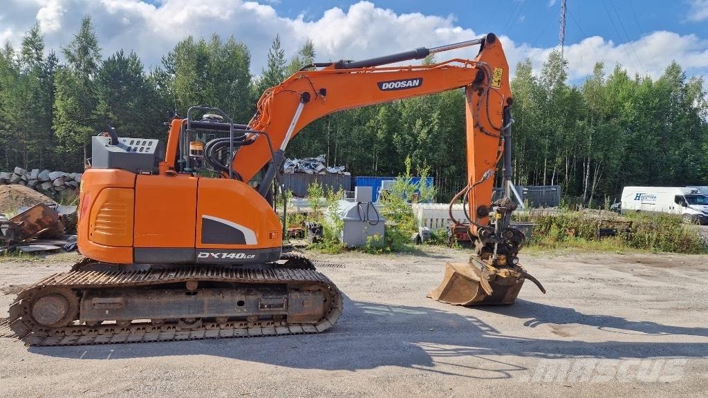 Doosan DX 140 LCR Bageri guseničari