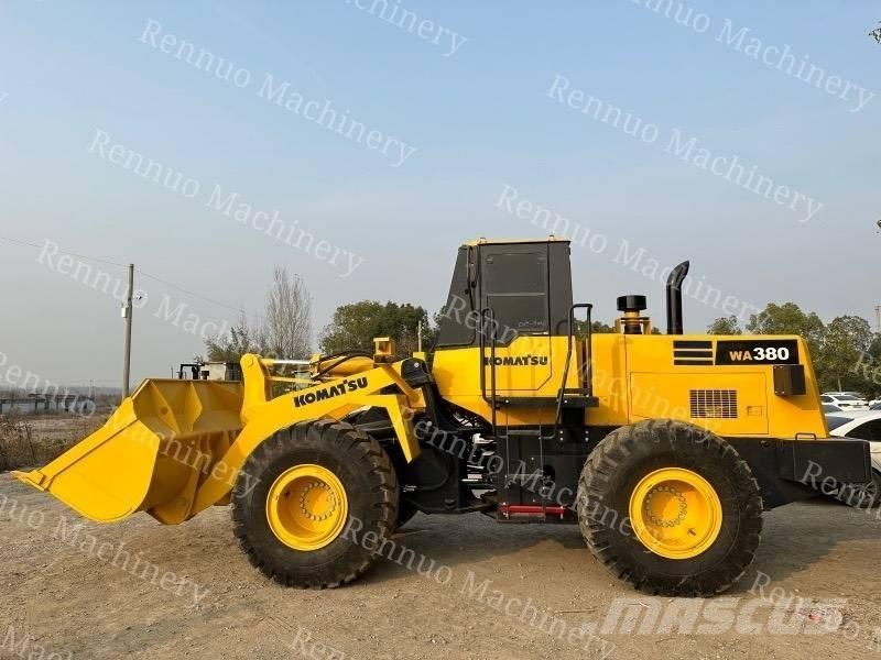 Komatsu WA380 Utovarivači na točkove