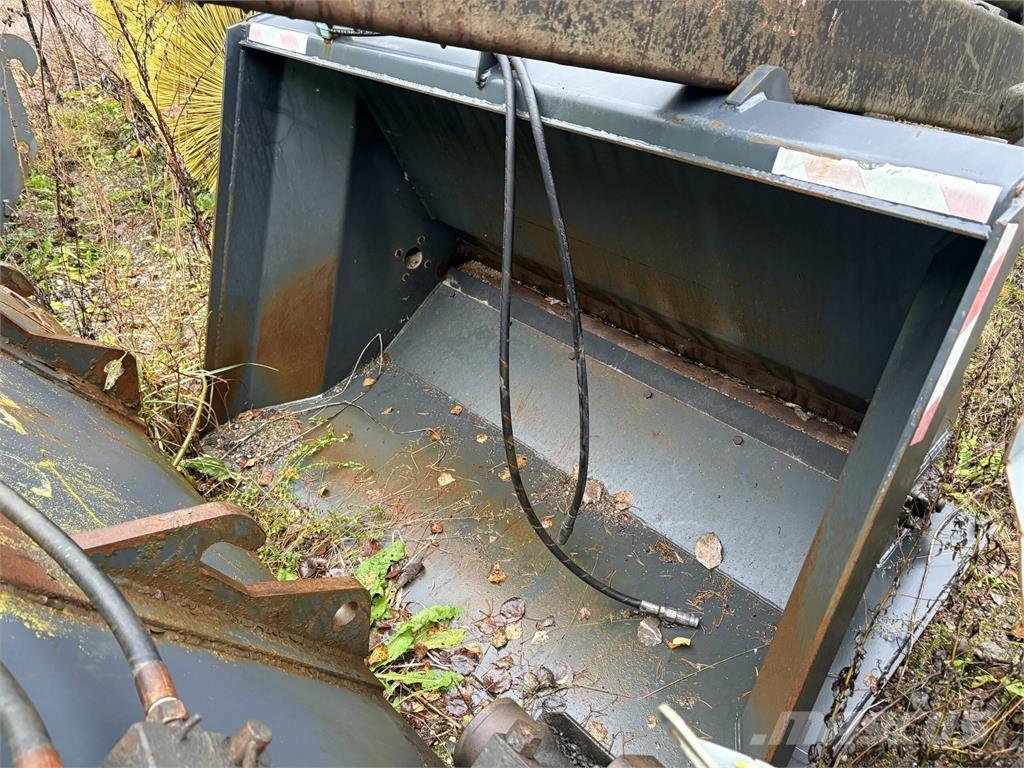 Snowstar HK700L Posipači soli i peska