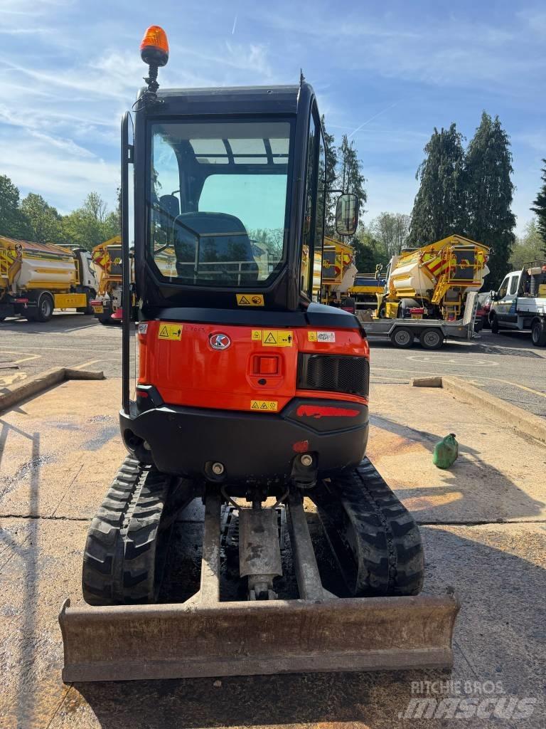 Kubota U 27-4 Mini bageri < 7t