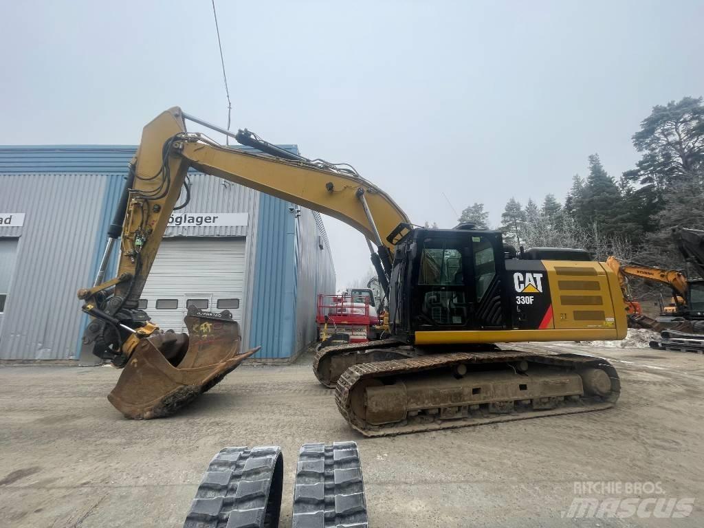 CAT 330 Bageri guseničari